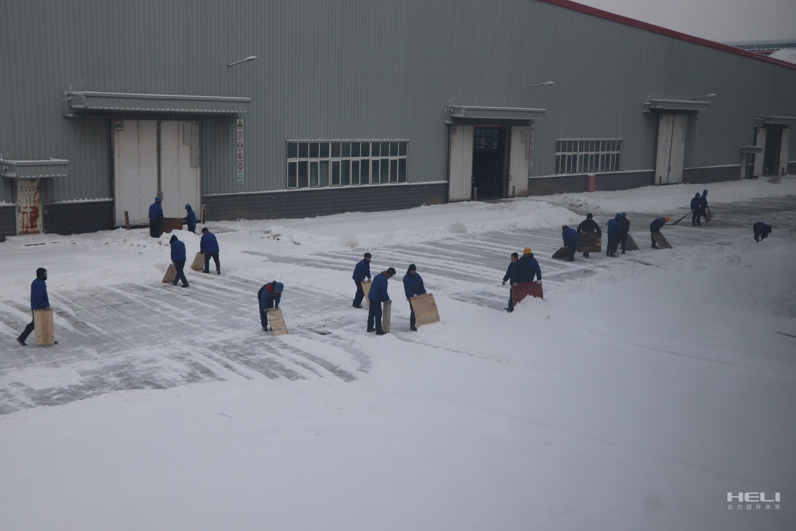 4-3 担任作为，，，，，，迅速投身战寒斗雪.jpg