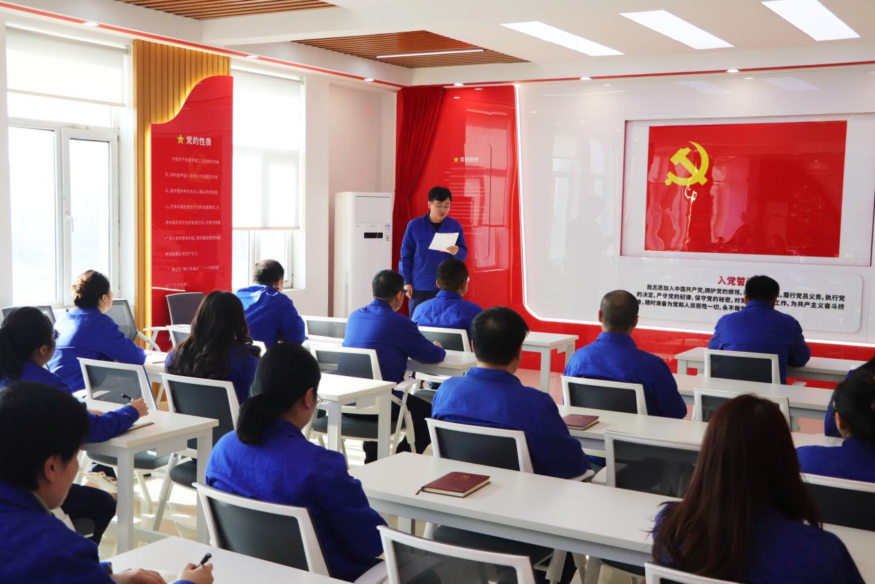 活动现场2.png
